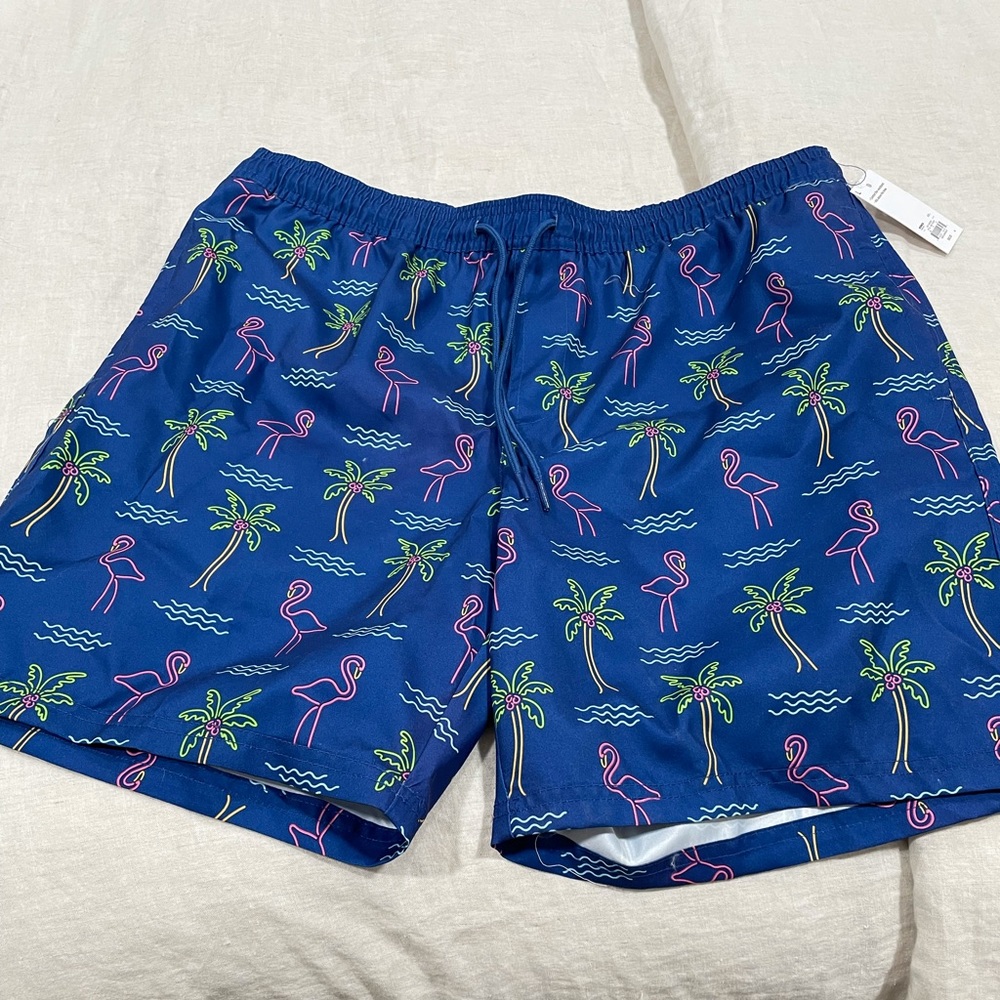 NWT Sonoma flamingo board shorts men’s large